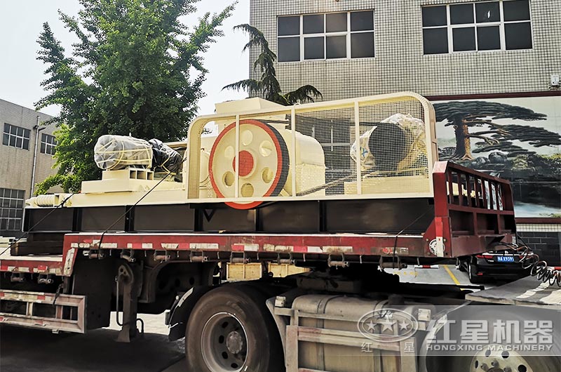 对辊式破碎机发货 对辊式破碎机发货