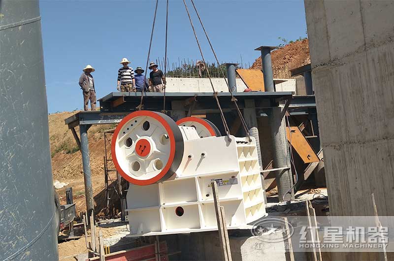颚式破碎机现场 颚式破碎机现场