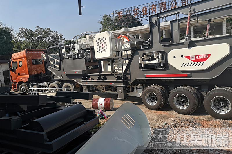 搭载HD系列的移动颚式破碎机 搭载HD系列的移动颚式破碎机