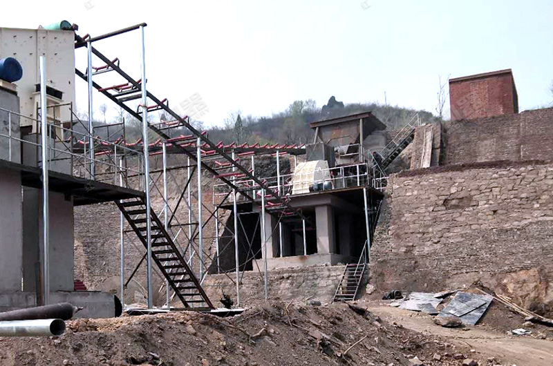 锤破加工现场 锤破加工现场