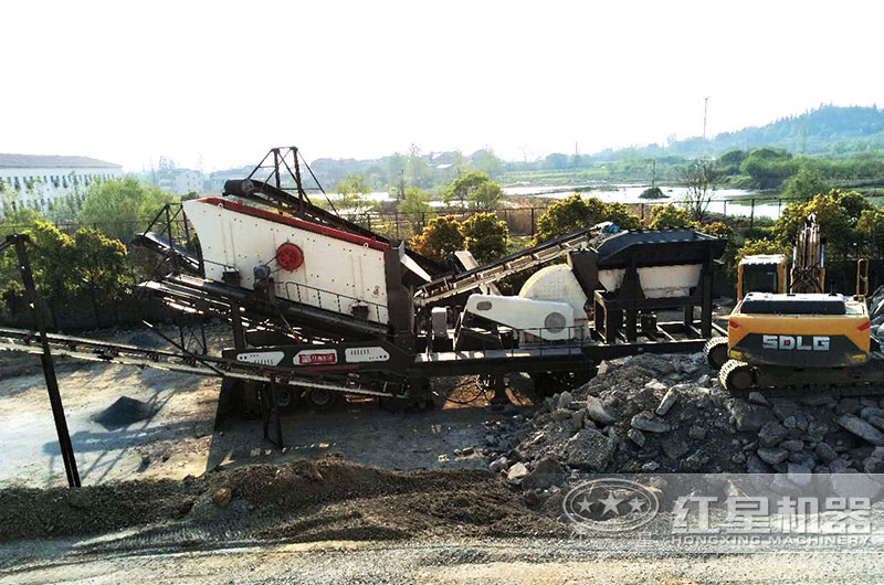 重锤式破碎机现场 重锤式破碎机现场