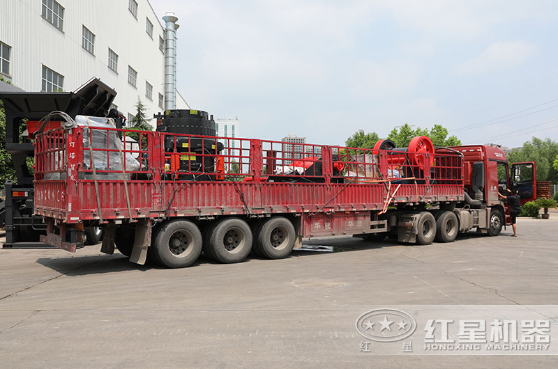 红星多缸圆锥破碎机装车发货中 红星多缸圆锥破碎机装车发货中