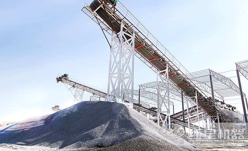 大型砂石料生产线现场 大型砂石料生产线现场