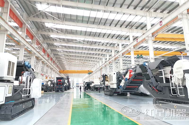 红星机器履带移动破碎机车间现货 红星机器履带移动破碎机车间现货