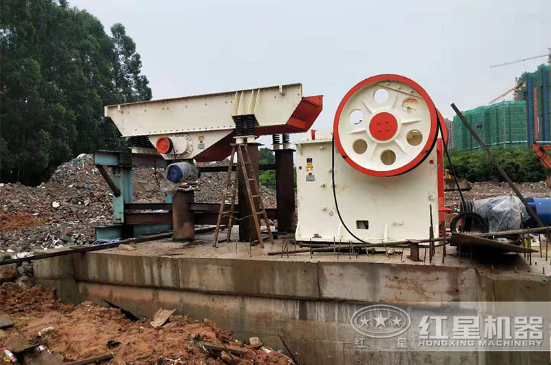 PE-400x600颚式破碎机处理建筑垃圾现场 PE-400x600颚式破碎机处理建筑垃圾现场