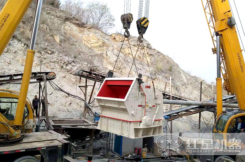 PF系列反击破入料口较小 PF系列反击破入料口较小