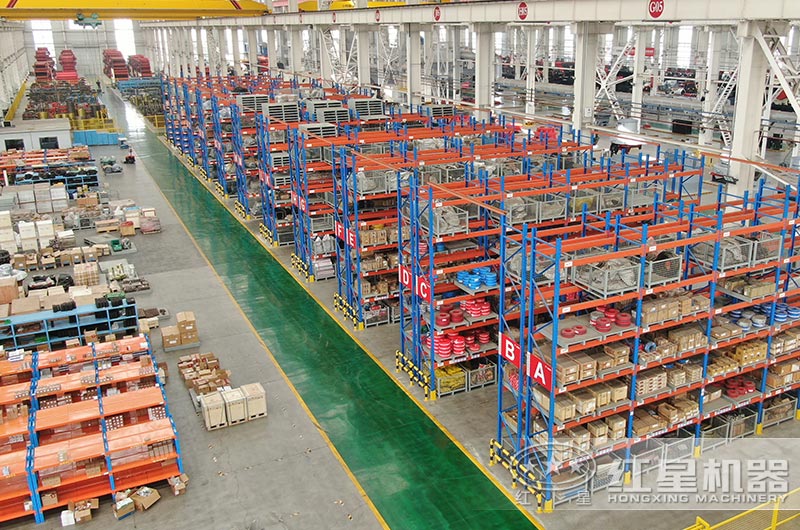 红星厂区配件展区