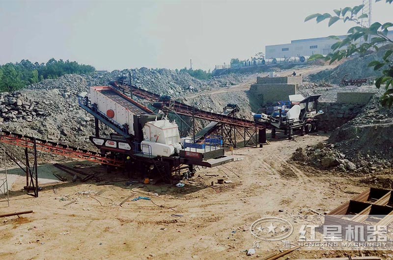 移动鄂破和移动反击破作业现场 移动鄂破和移动反击破作业现场