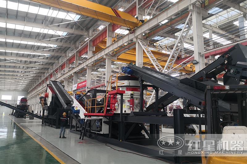 履带移动圆锥式破碎机 履带移动圆锥式破碎机