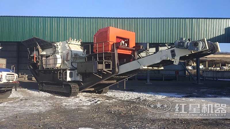 俄罗斯履带移动破碎机加工现场 俄罗斯履带移动破碎机加工现场