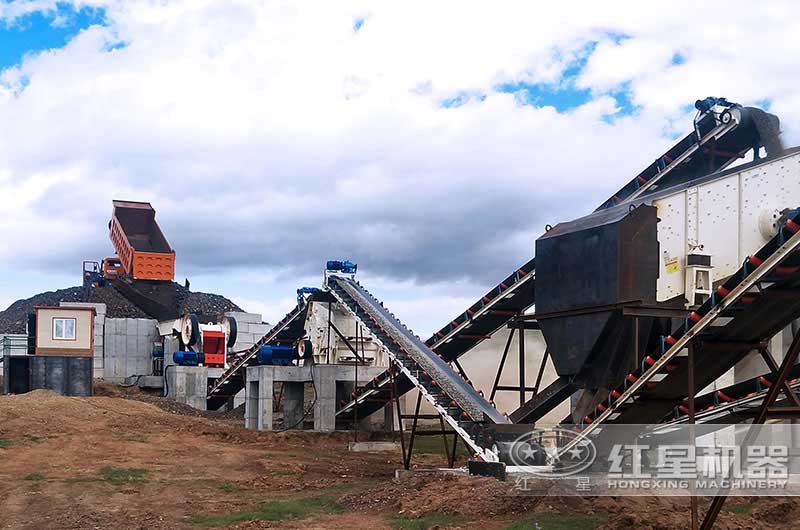 内蒙古颚破和反击破搭档作业现场 内蒙古颚破和反击破搭档作业现场