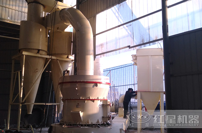 雷蒙磨粉机加工现场实拍 雷蒙磨粉机加工现场实拍