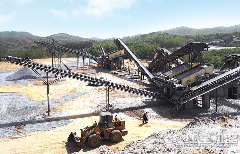 碎石机器生产12、13石子现场